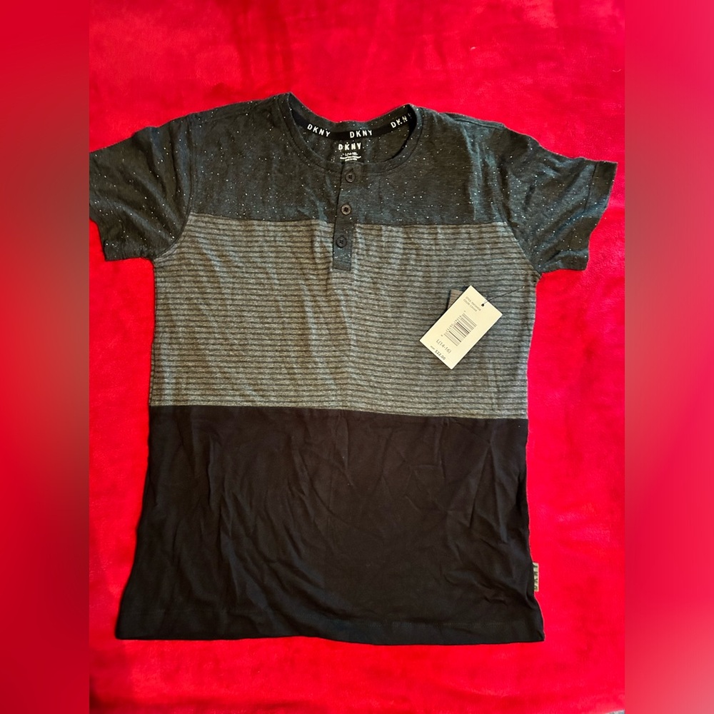 DKNY tee